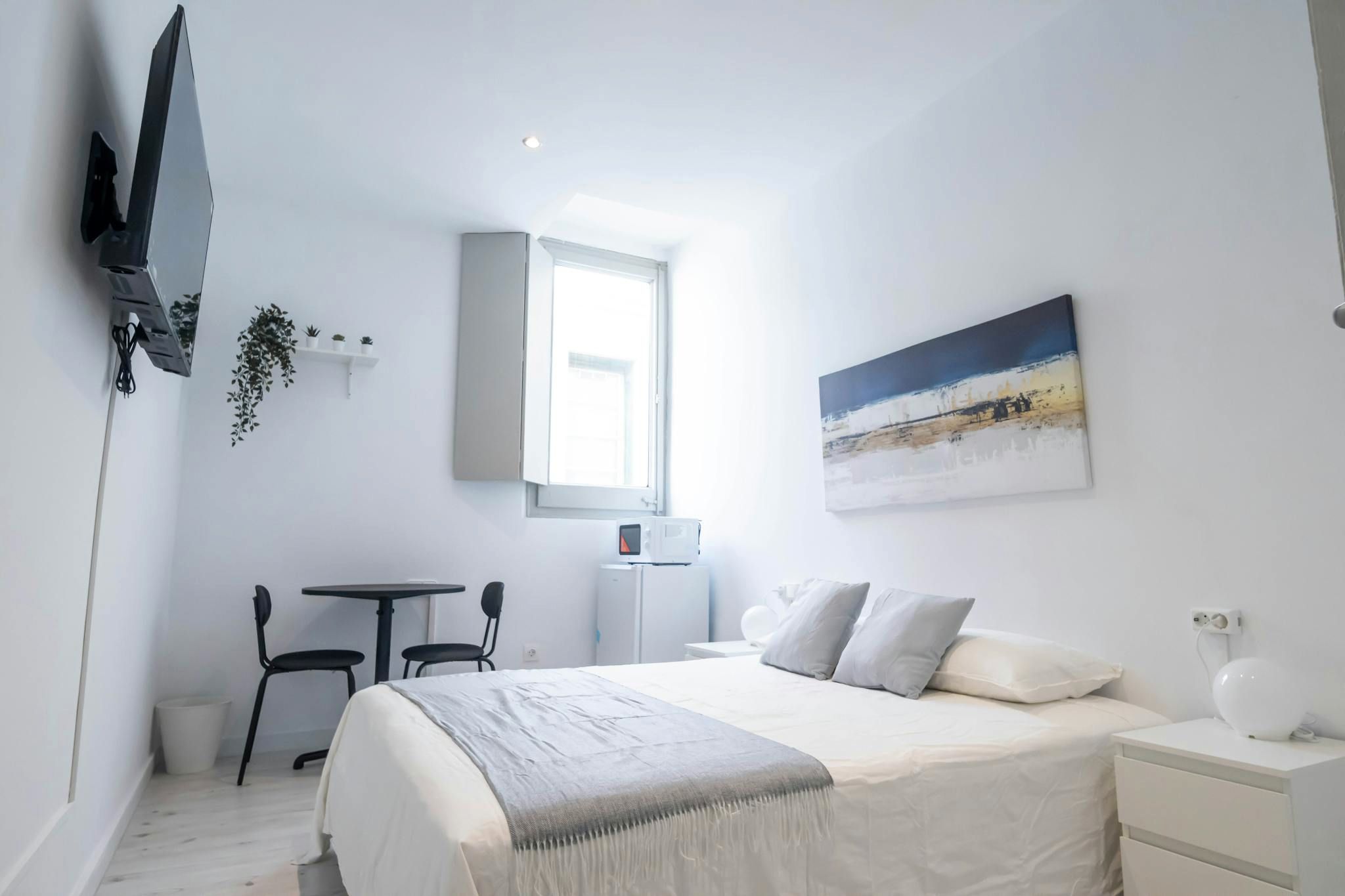 Dormitori de Pis per a compartir en Sant Feliu de Llobregat amb Moblat, Rentadora i TV