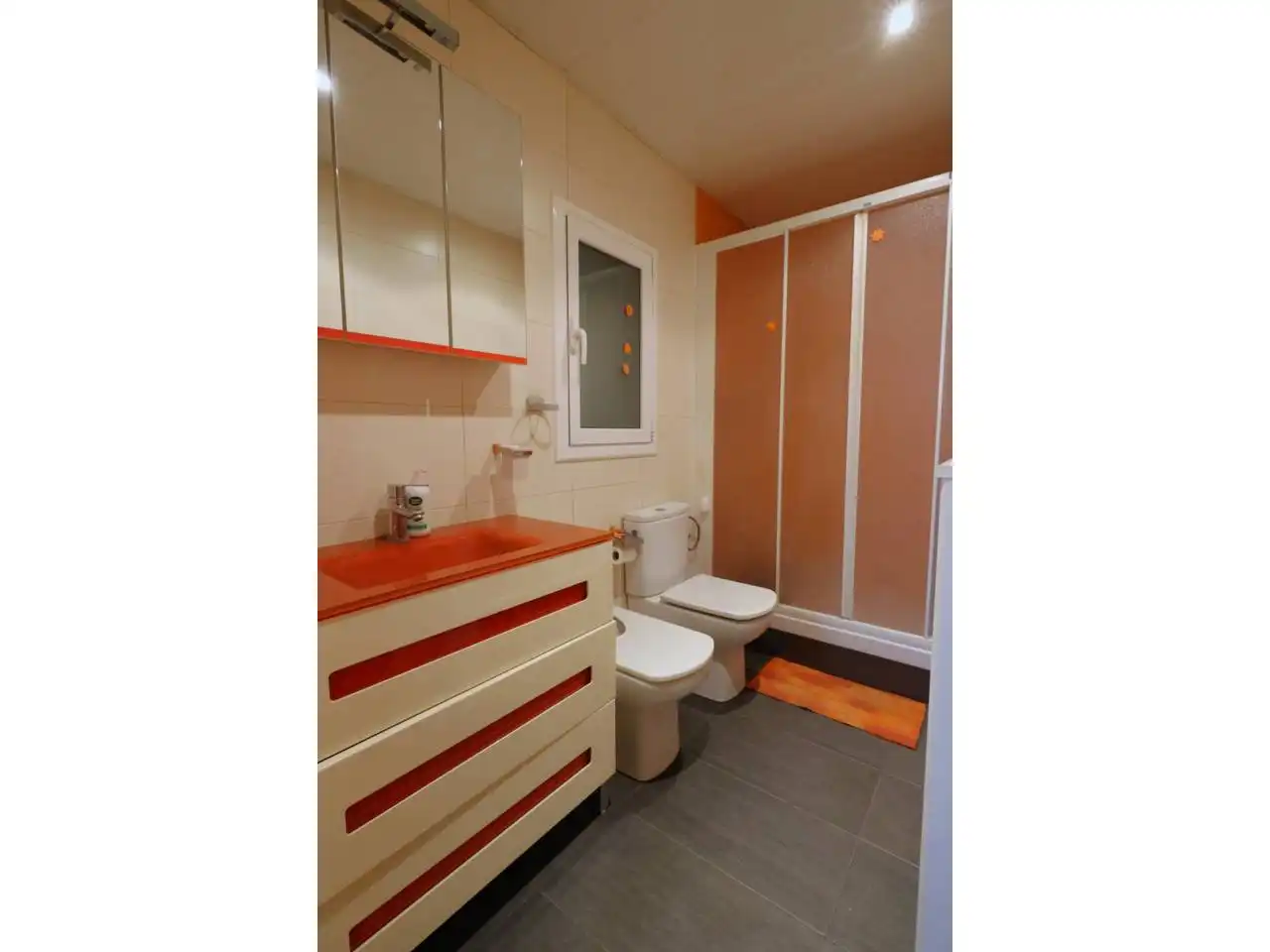 Bathroom of Flat for sale in L'Hospitalet de Llobregat  with Air Conditioner and Balcony