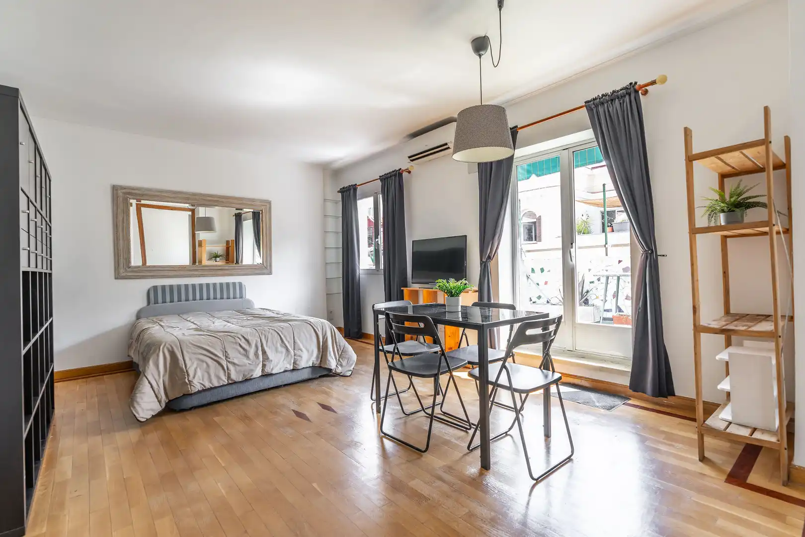 Habitación de Ático en venta en Centro