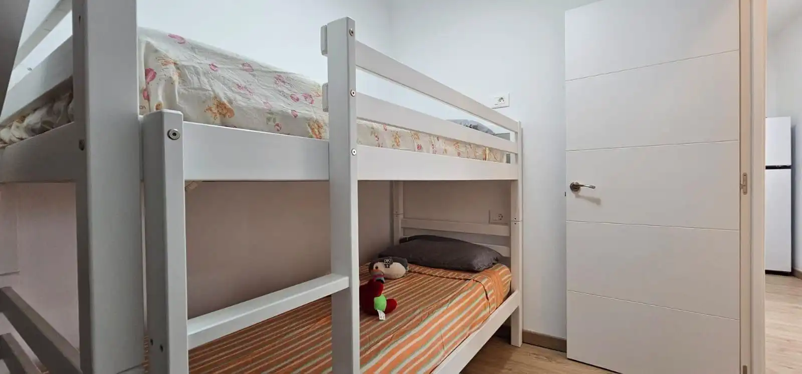 Schlafzimmer von Wohnungen zum Verkauf in Arona mit Möbliert und Gemeinschaftspool