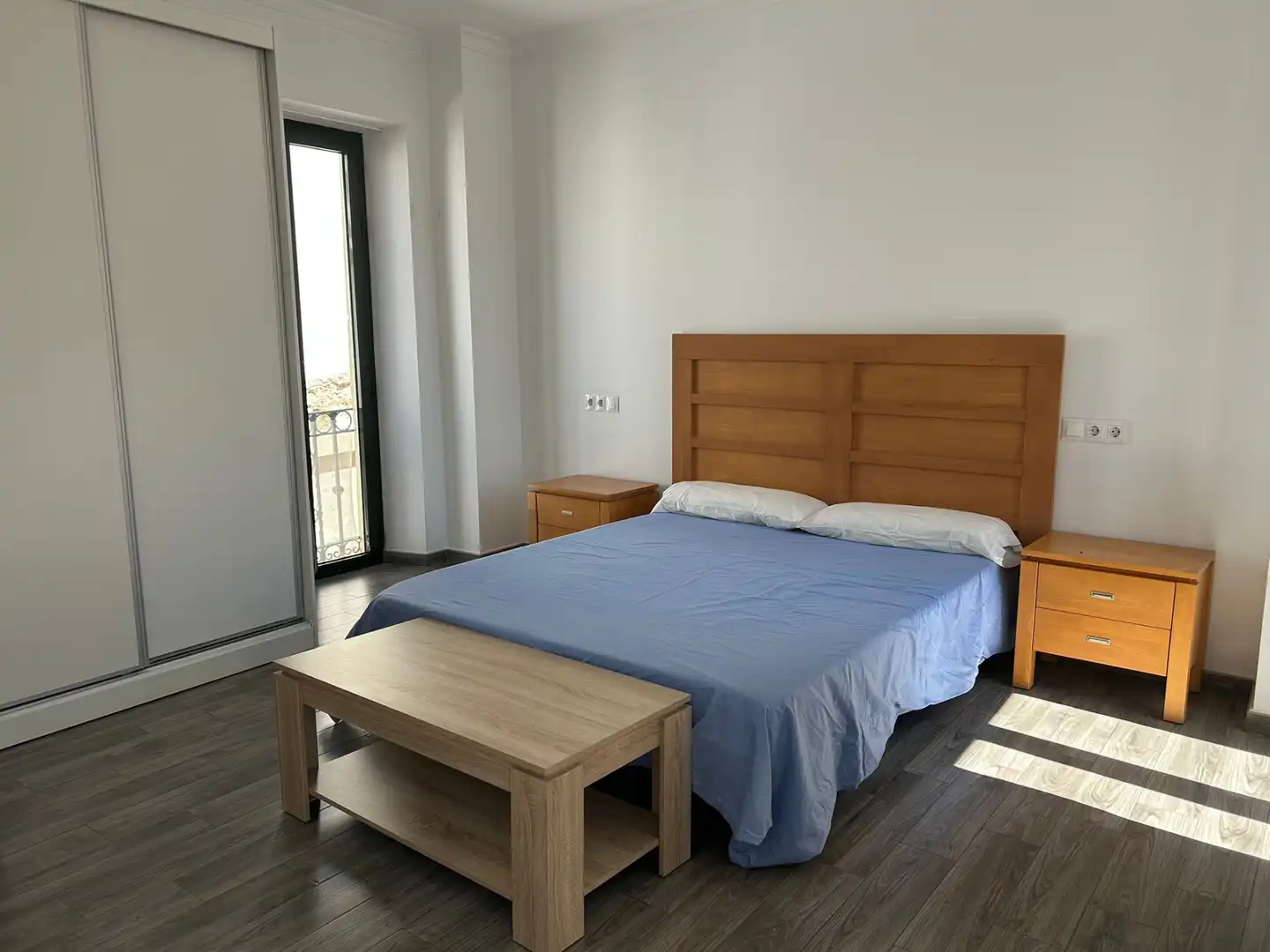 Schlafzimmer von Wohnung zur Miete in Estepona mit Klimaanlage, Möbliert und Internet