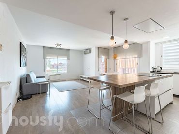 Flat with balcony for sale in Carrer de Mollet .