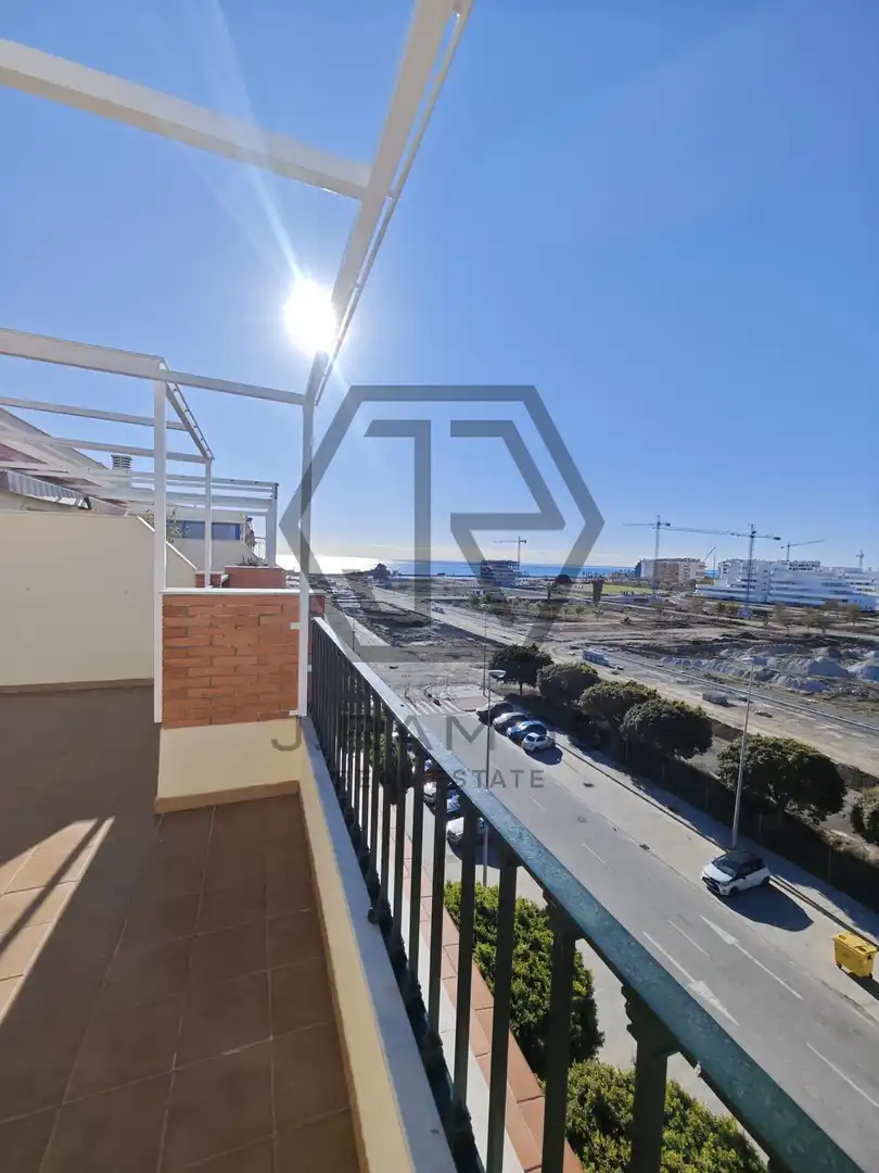 Àtic amb ascensor en venda a Torre del Mar