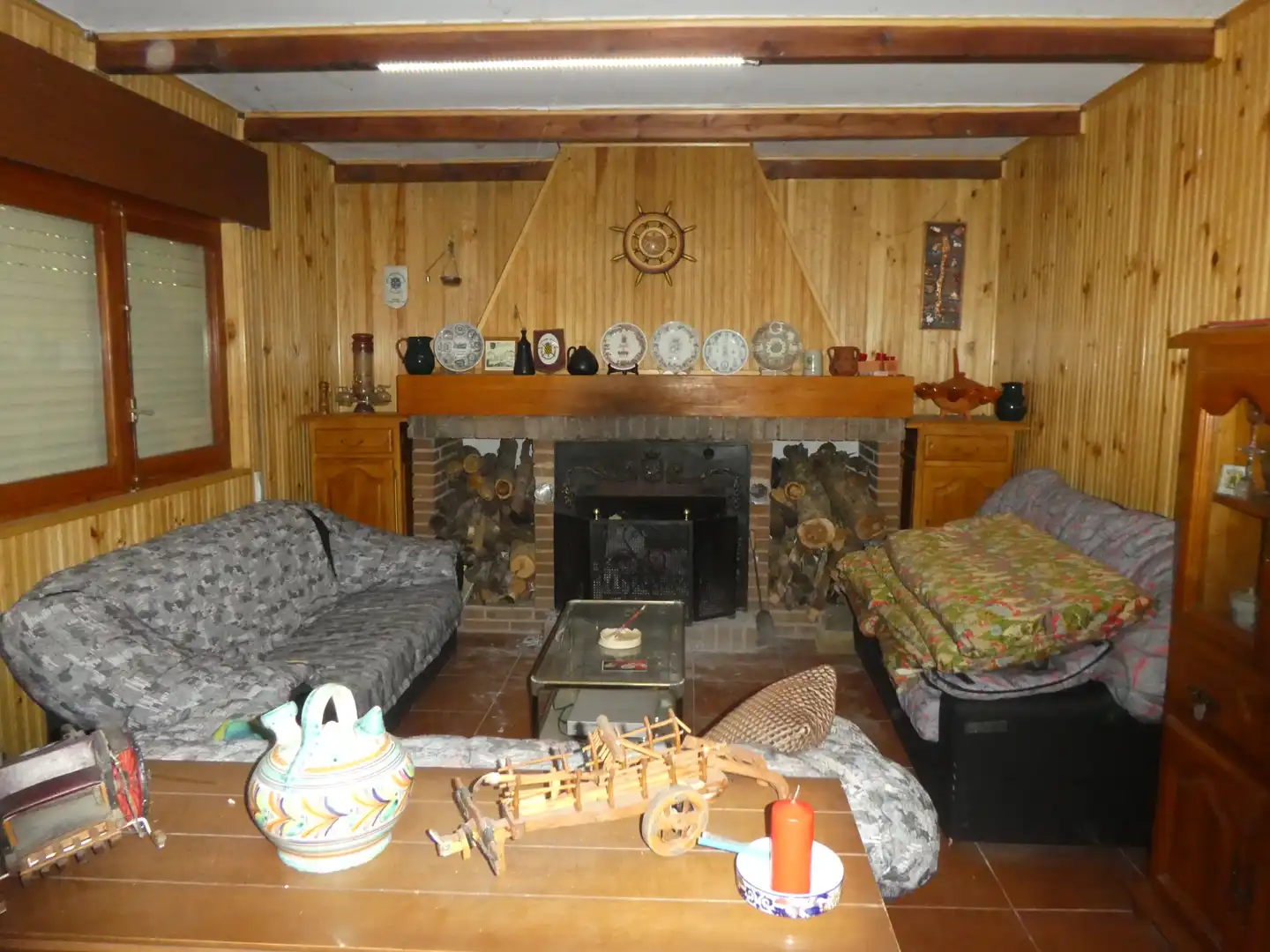 Sala de estar de Casa adosada en venta en Castrillo del Val con Calefacción, Jardín privado y Parquet