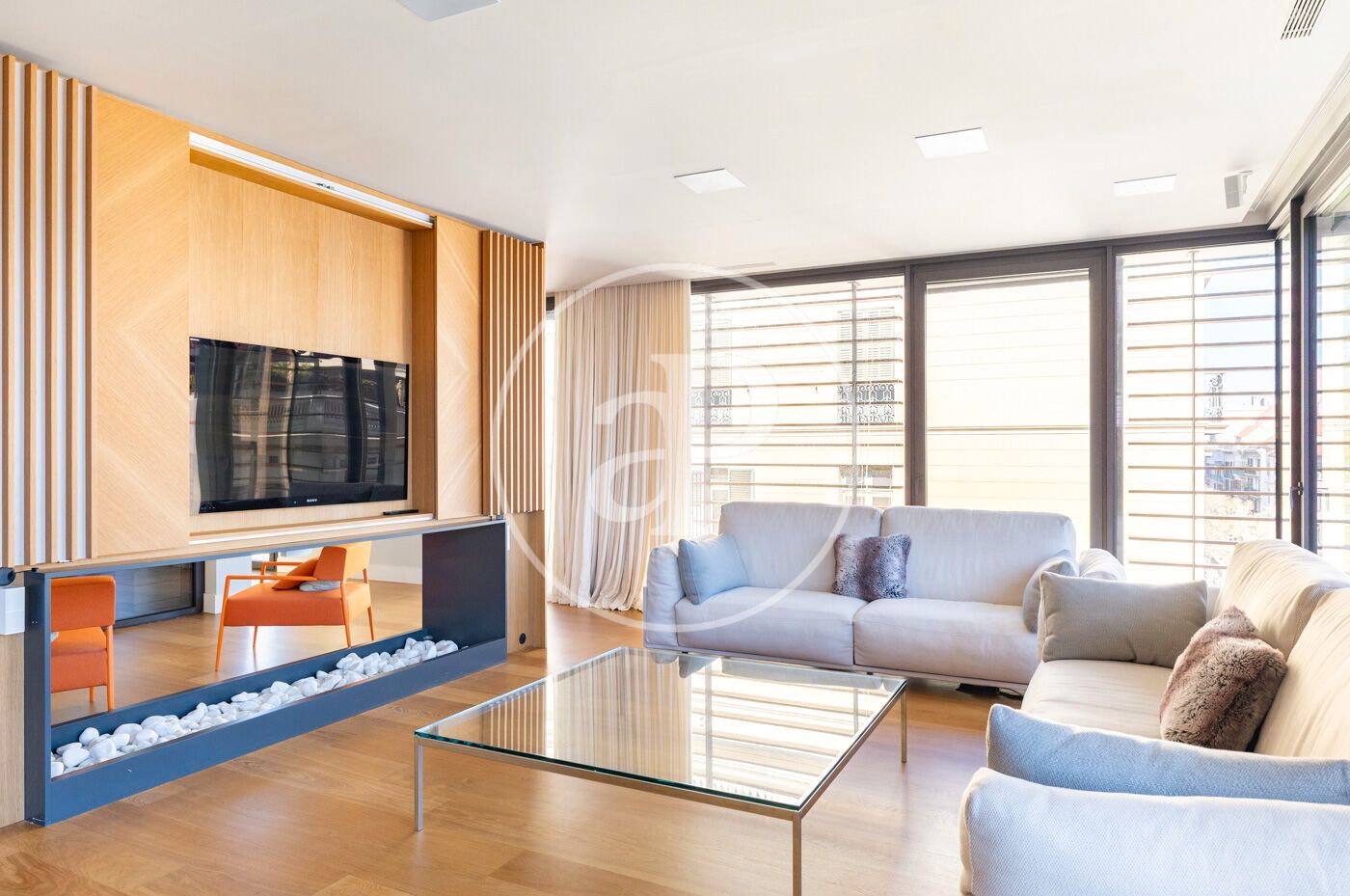 Sala de estar de Piso de alquiler en  Barcelona Capital con Aire acondicionado, Calefacción y Jardín privado