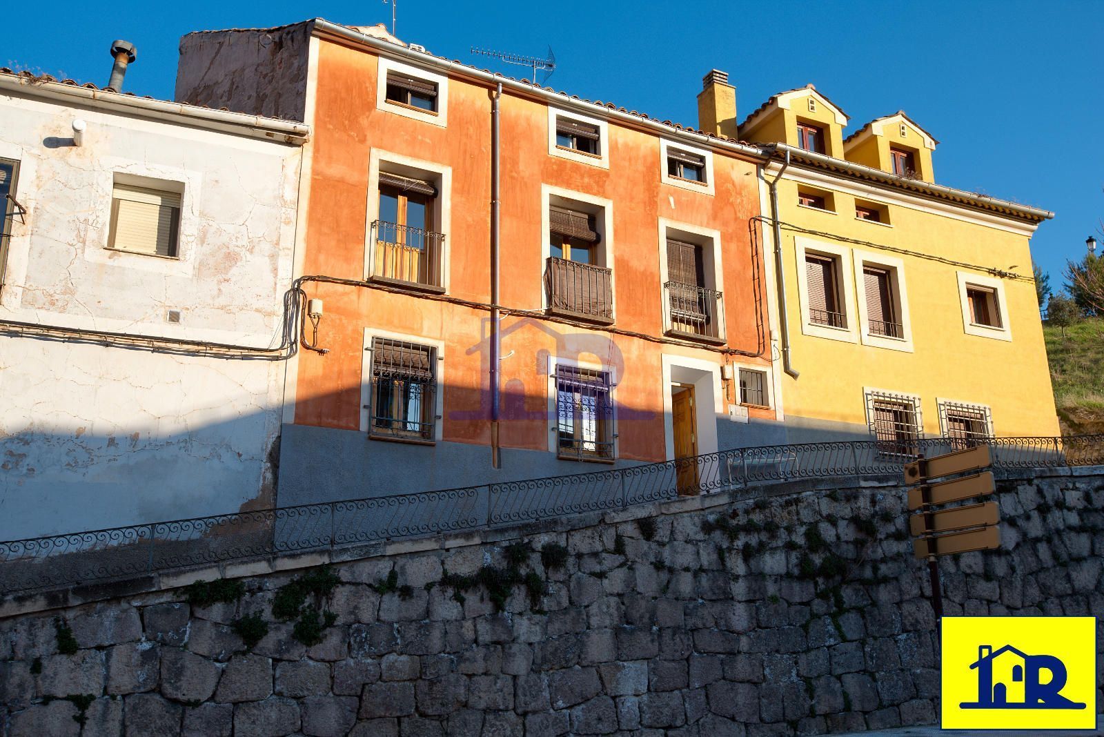Exterior view of House or chalet for sale in Cuenca Capital  with Air Conditioner and Heating