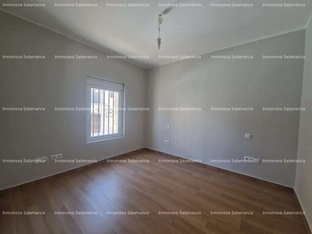 Habitación de Casa o chalet en venta en Salamanca con Calefacción y Amueblado