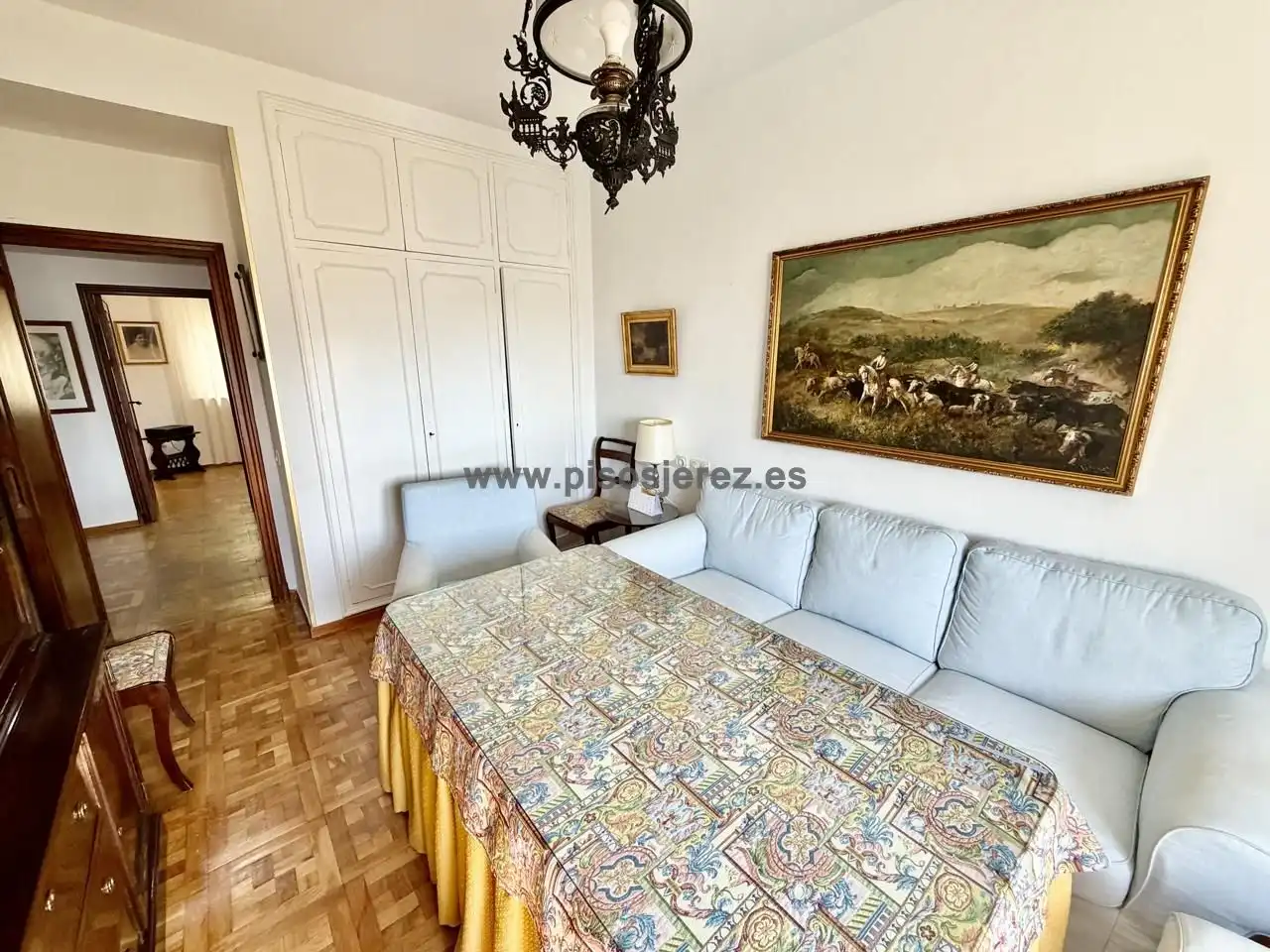 Sala d'estar de Pis en venda en Avenida - Divina Pastora - Plaza de Toros