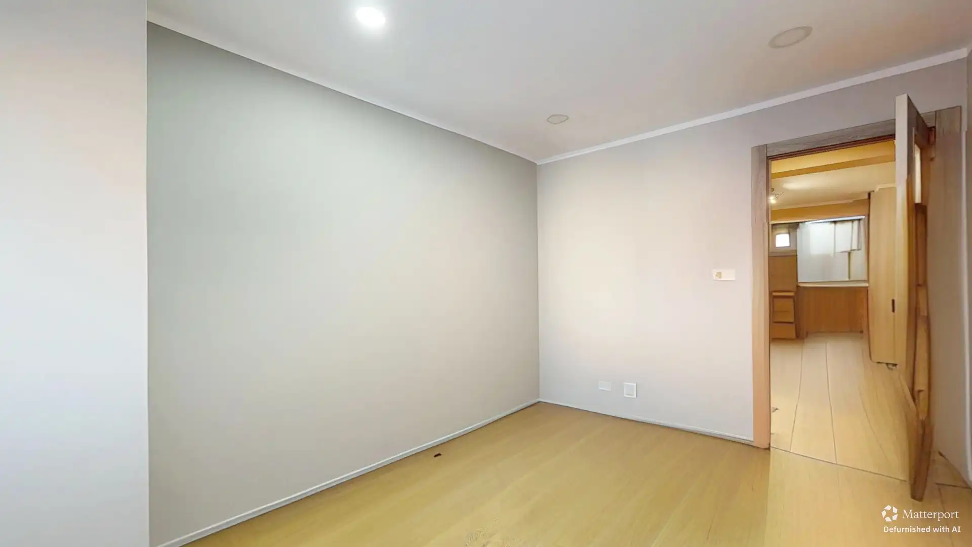 Flat for sale in Torrent  with Air Conditioner, Private garden and Balcony