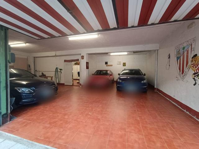 Local comercial en Venta en Kabiezes