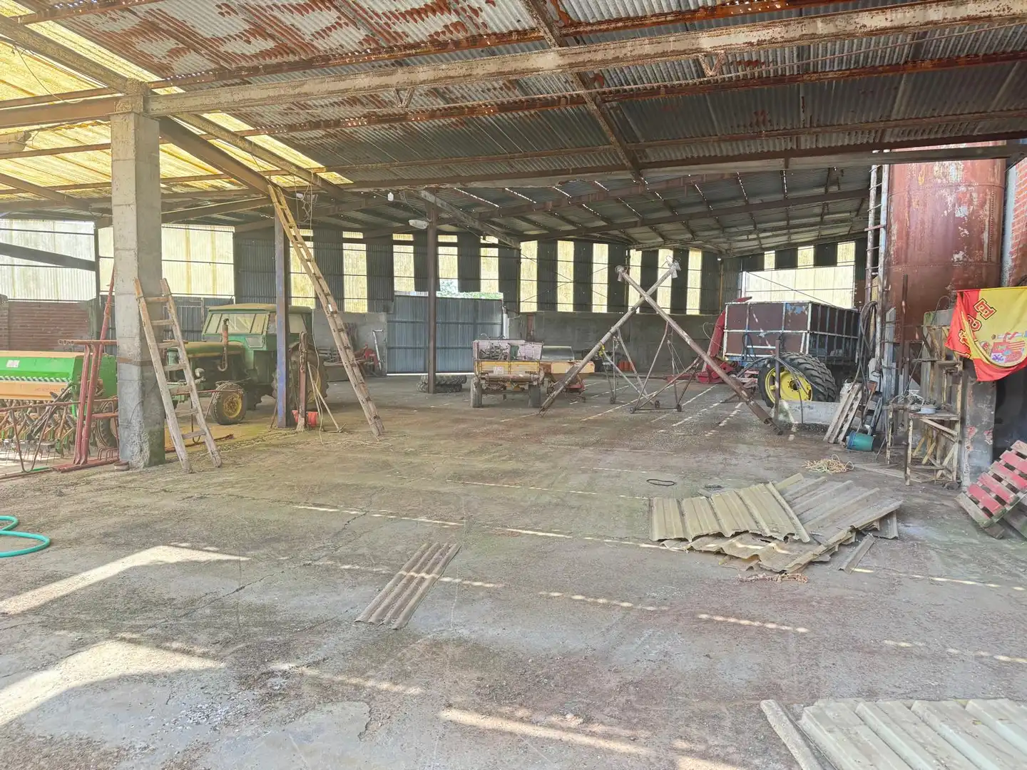 Nau industrial en venda en Urdiales del Páramo