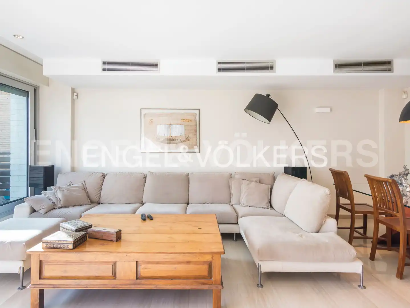 Sala de estar de Casa adosada en venta en Sarrià - Sant Gervasi