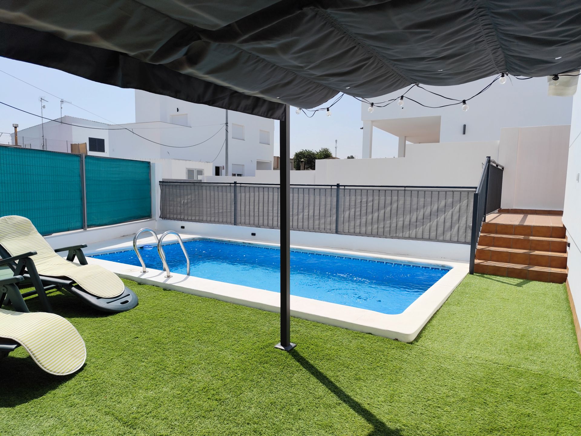 Piscina de Casa o xalet de lloguer en Sanlúcar de Barrameda amb Terrassa, Piscina i Moblat