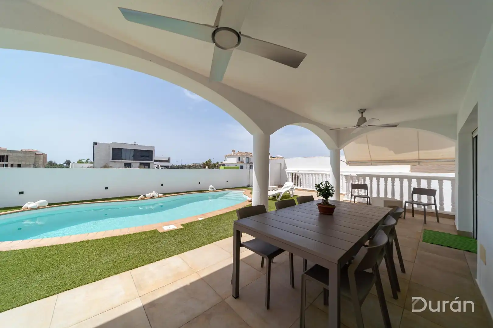 Terraza de Casa o chalet en venta en El Ejido con Aire acondicionado, Jardín privado y Terraza