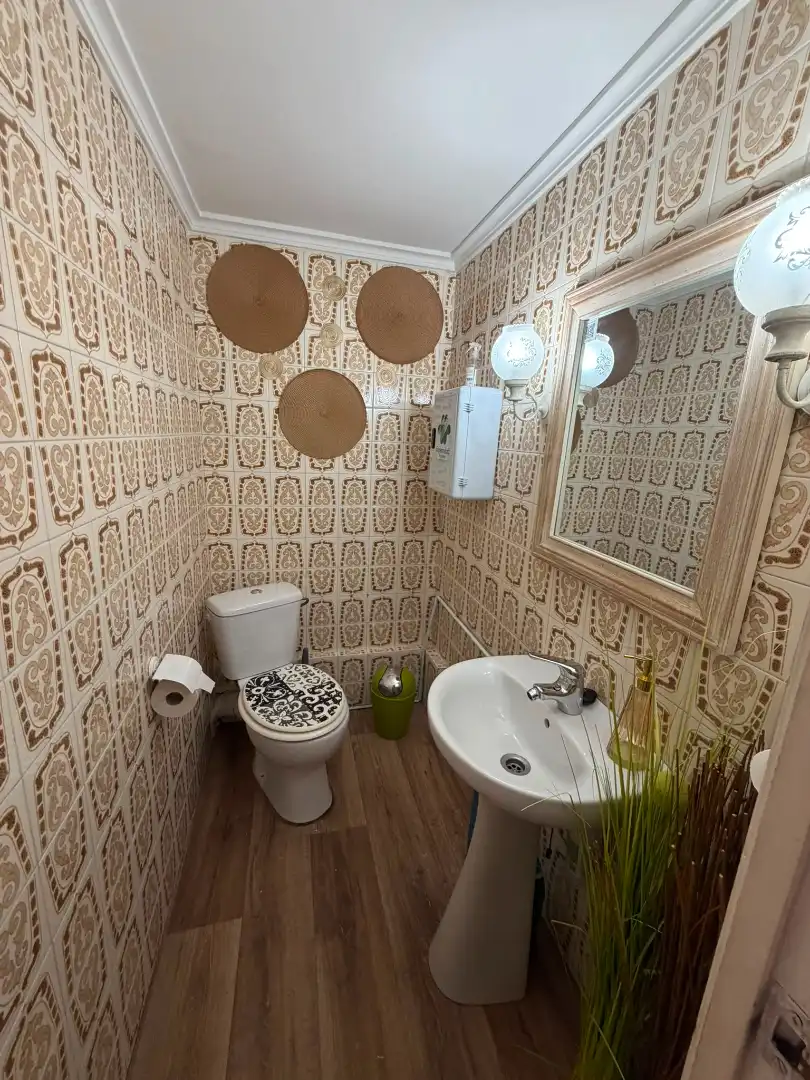 Badezimmer von Geschaftsraum zur Miete in Albacete