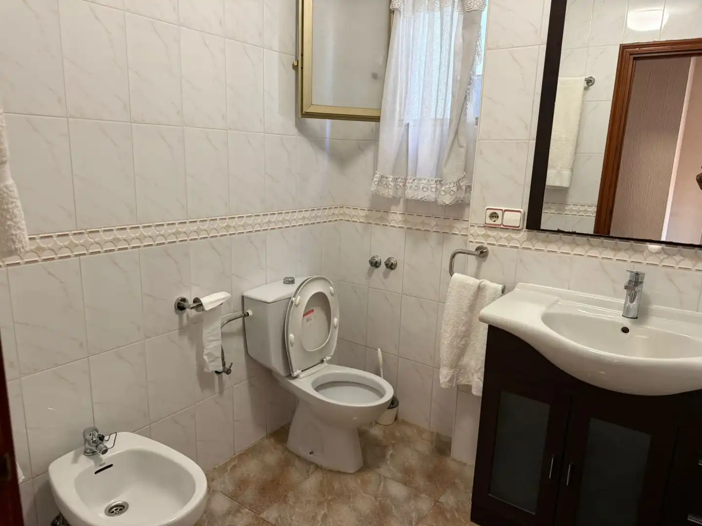 Badezimmer von Wohnung zur Miete in Orihuela mit Möbliert und Balkon