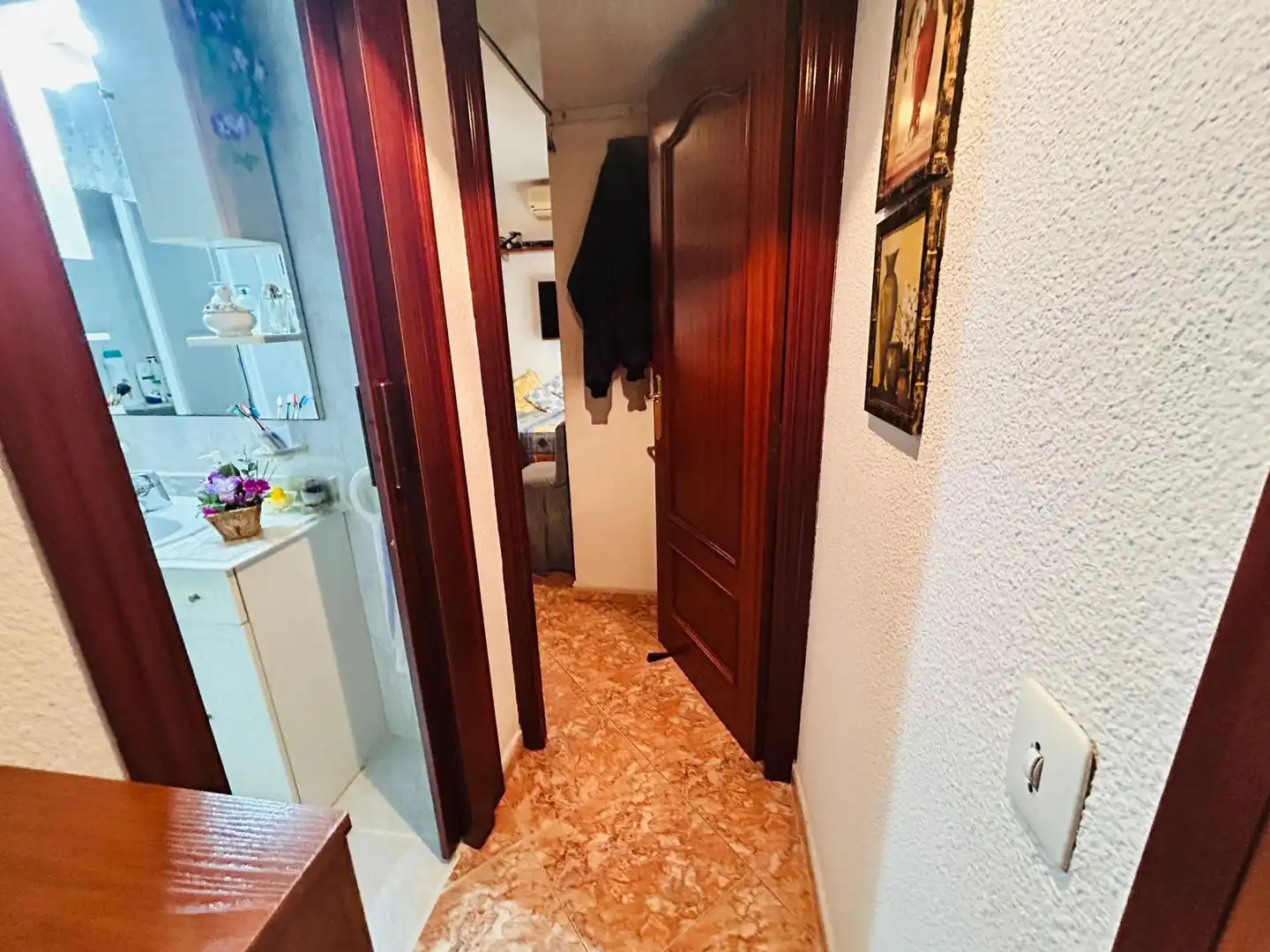 Piso en venta en L'Hospitalet de Llobregat con Amueblado y Balcón