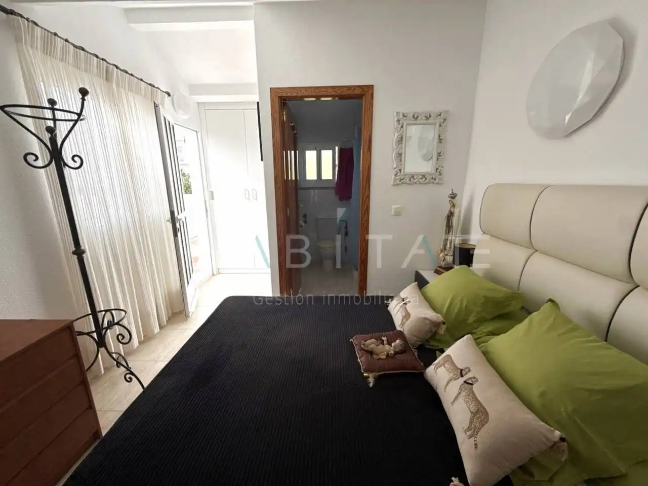 Dormitori de Casa o xalet en venda en Pilar de la Horadada amb Aire condicionat, Jardí privat i Terrassa