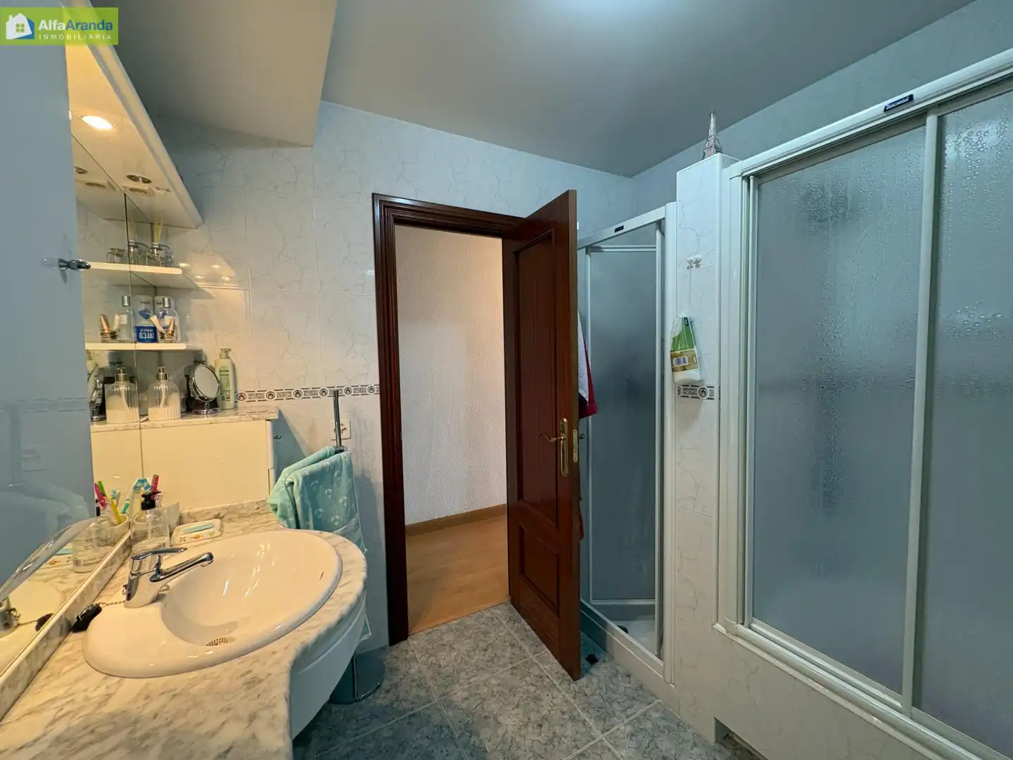 Bathroom of Flat for rent in Aranda de Duero  with Heating, Storage room and Furnished