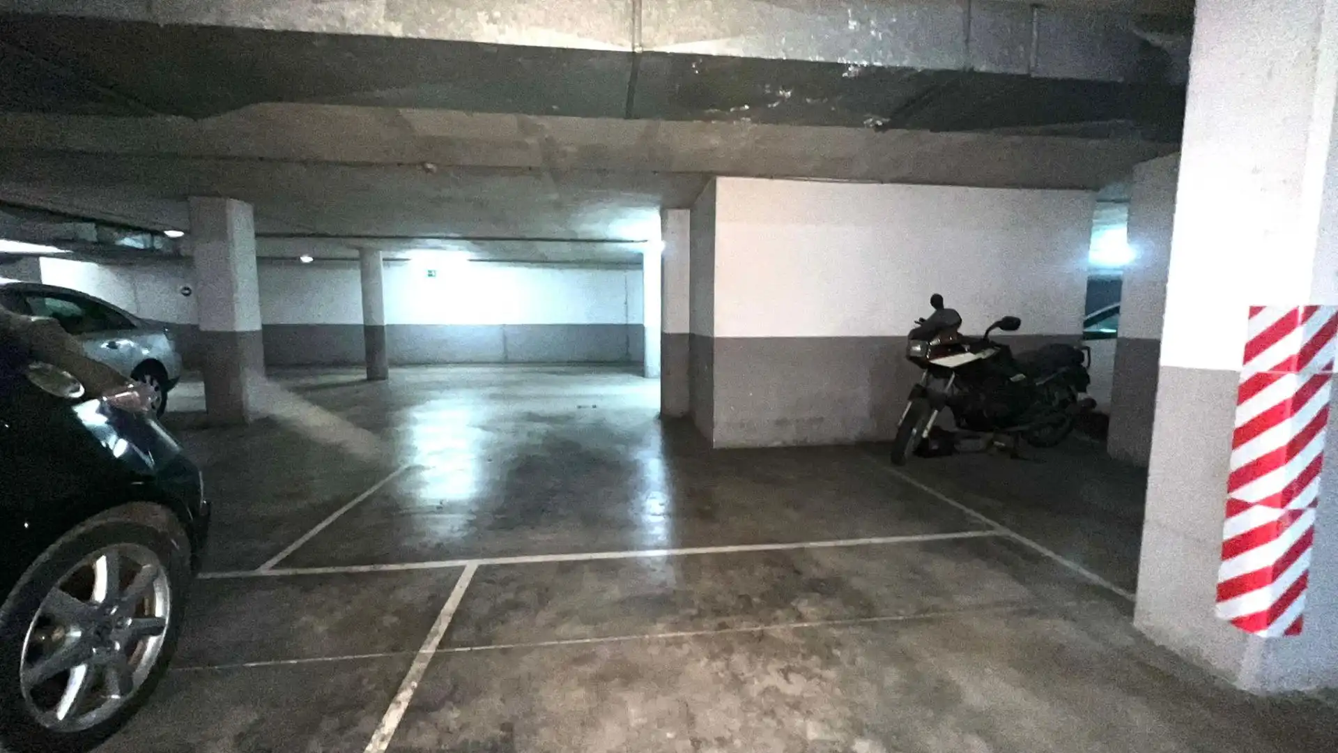 Parkplatz von Garage zum Verkauf in Elche / Elx