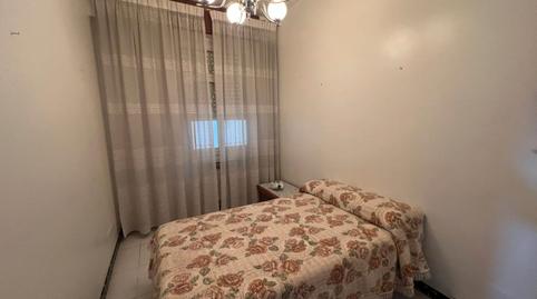 Foto 3 de Casa adosada en venta en Rúa Amenadas, Piñeiros- Freixeiro, Narón