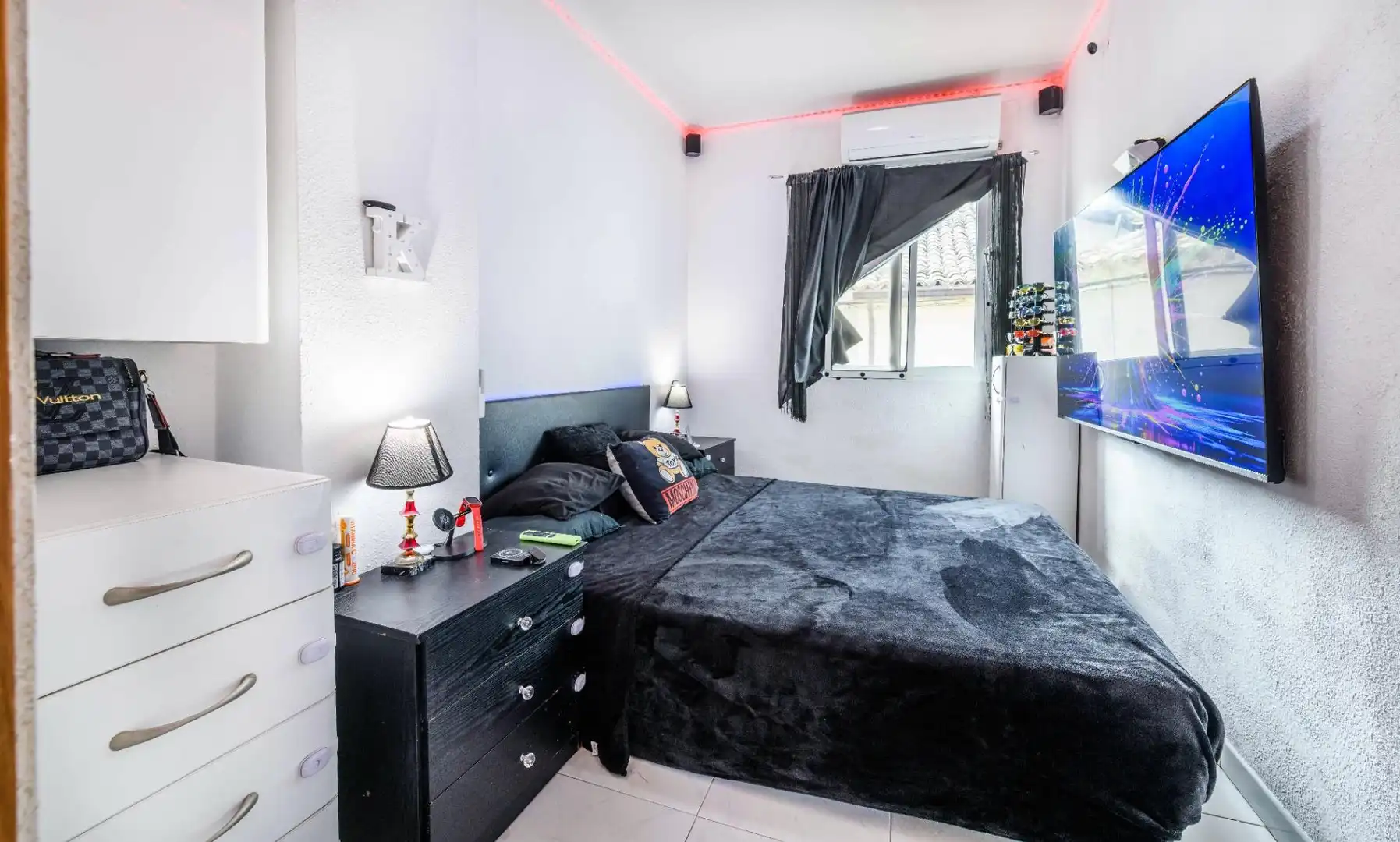 Bedroom of Detached homes for sale in Sacedón  with Air Conditioner and Alarm