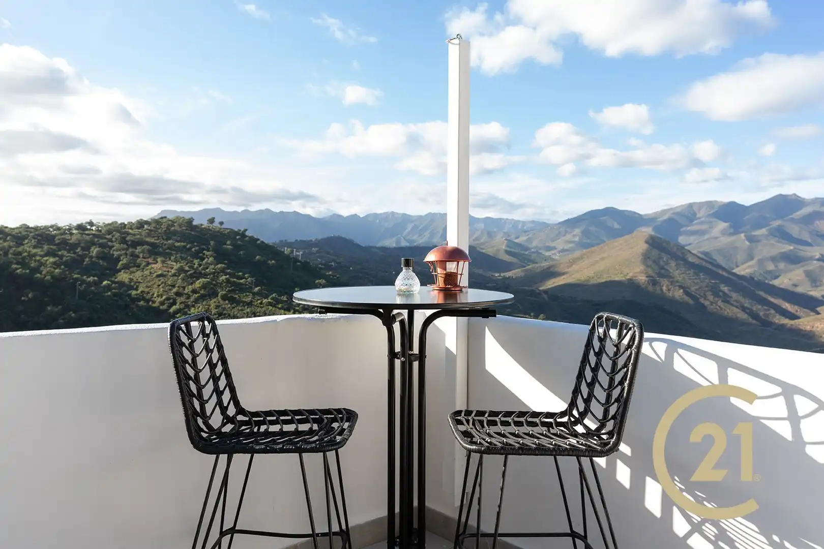 Terraza de Casa adosada en venta en Ojén con Aire acondicionado, Calefacción y Jardín privado