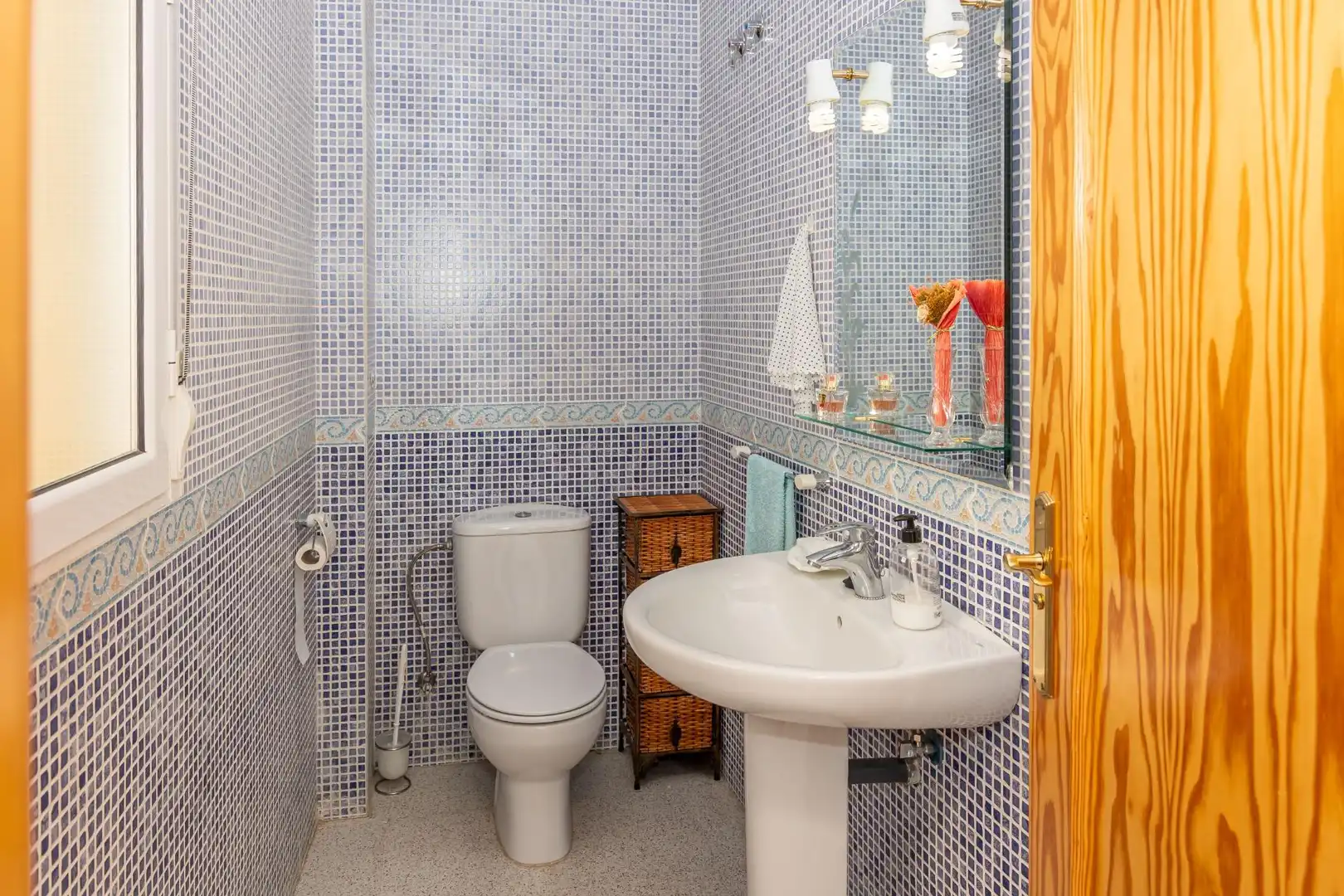 Bathroom of Houses for sale in Purullena  with Terrace