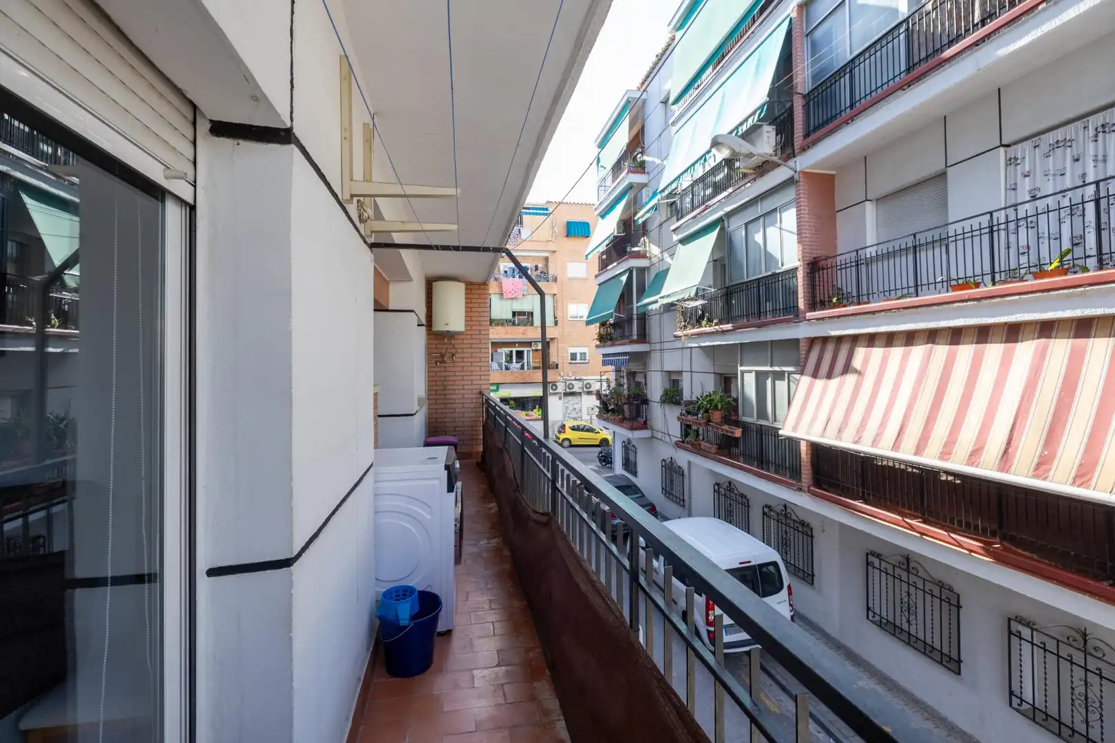 Balcony of Flat for sale in Granada  with Parquet flooring, Terrace and Washing machine