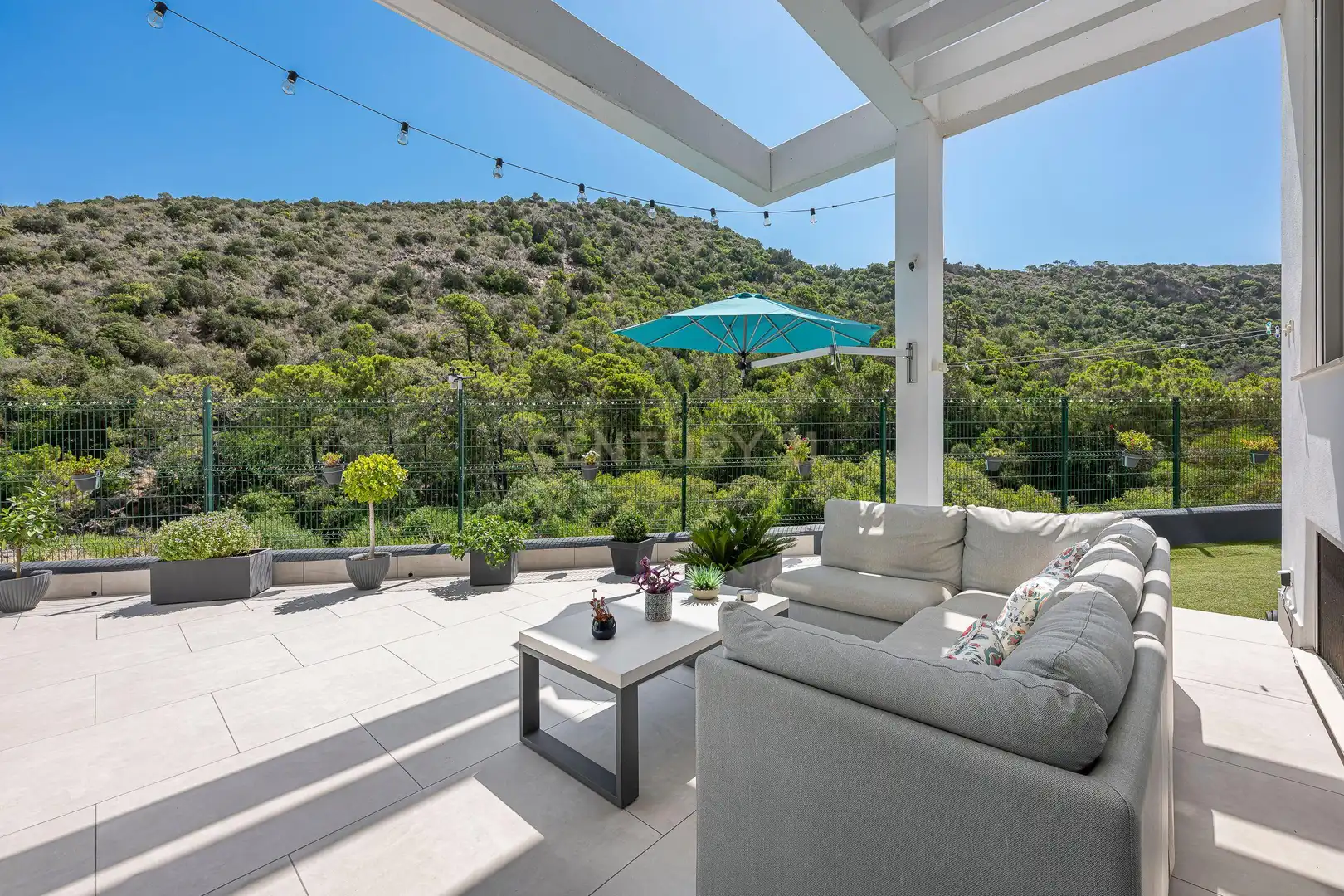 Terraza de Apartamento en venta en Benahavís con Aire acondicionado, Trastero y Lavadora