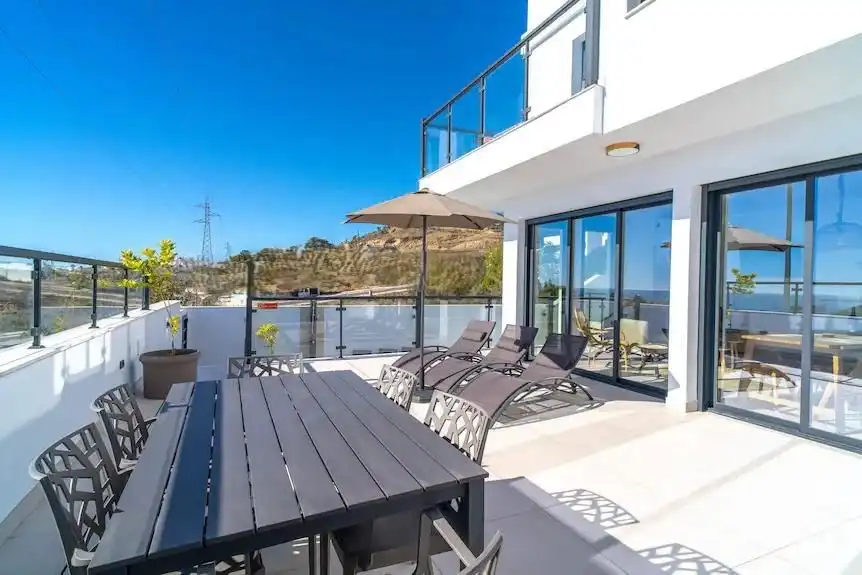 Terraza de Casa o chalet en venta en Nerja con Aire acondicionado, Terraza y Piscina