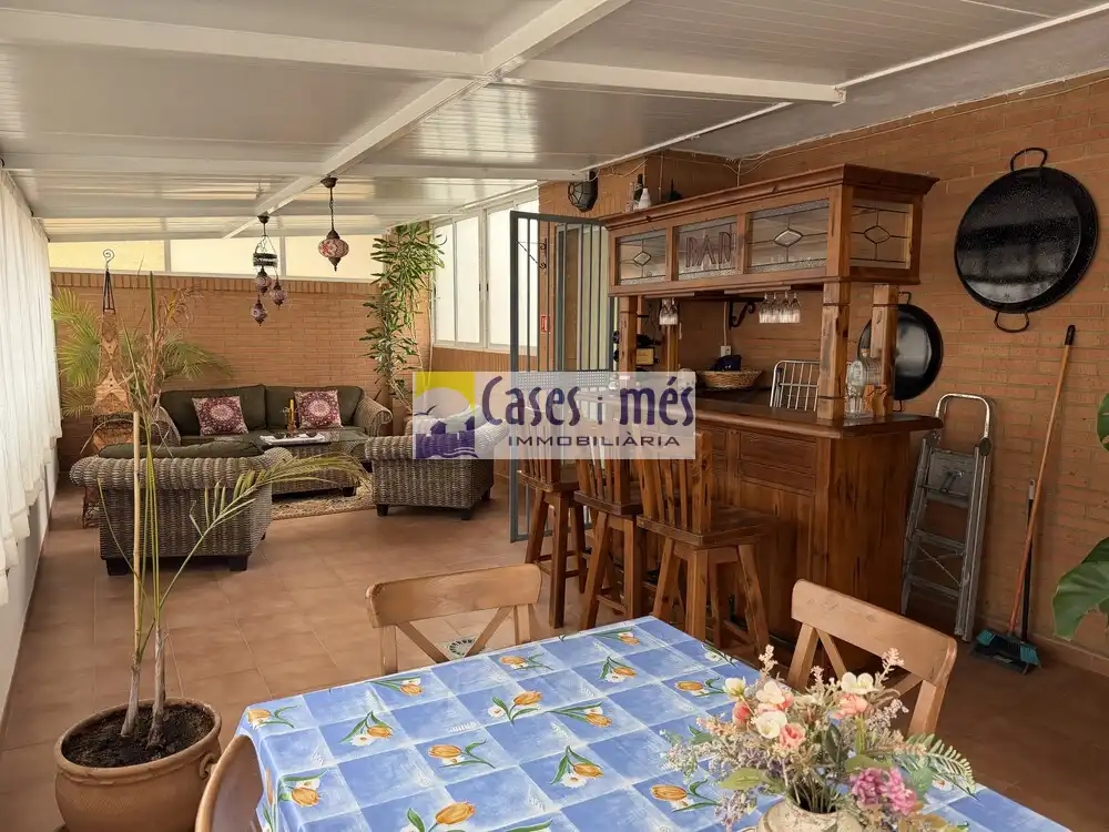 Terrasse von Einfamilien-Reihenhaus zum Verkauf in Albalat dels Tarongers mit Klimaanlage, Heizung und Terrasse