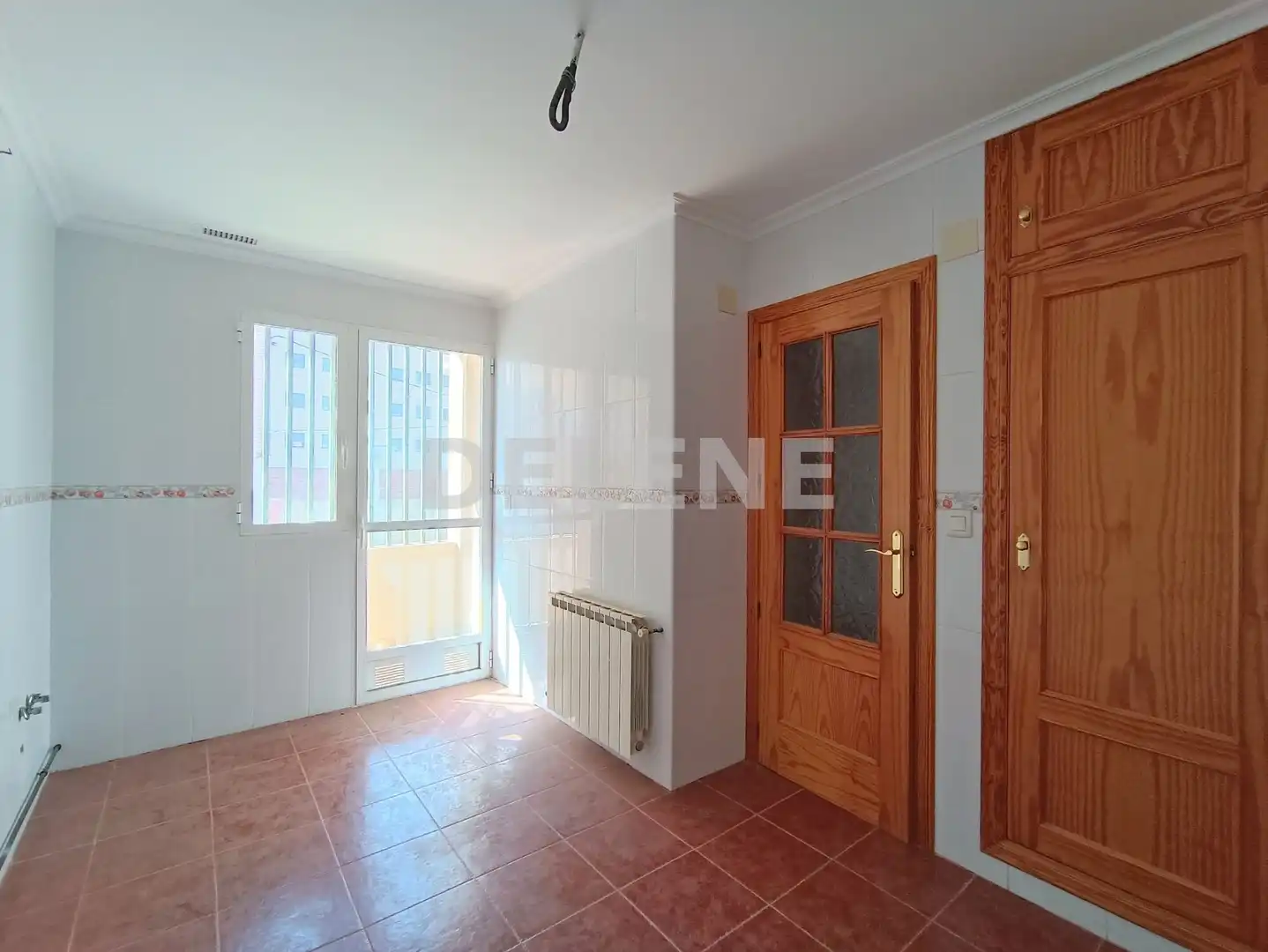 Casa adosada en venta en Hellín