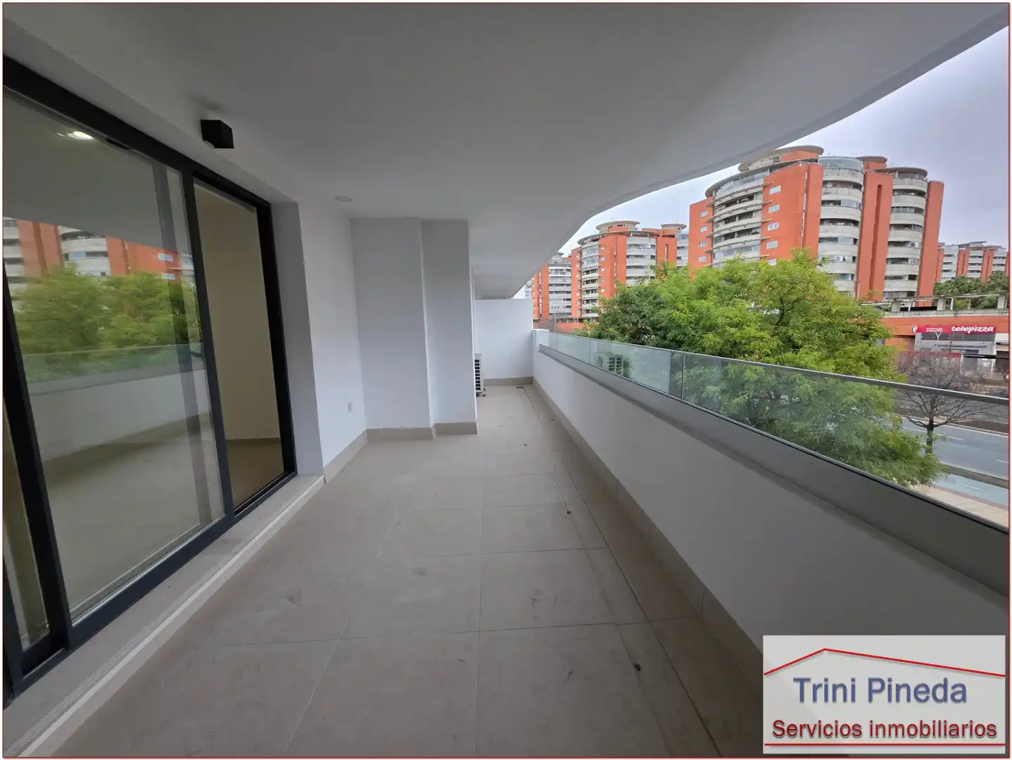 Terraza de Piso de alquiler en Sevilla con Aire acondicionado, Calefacción y Terraza