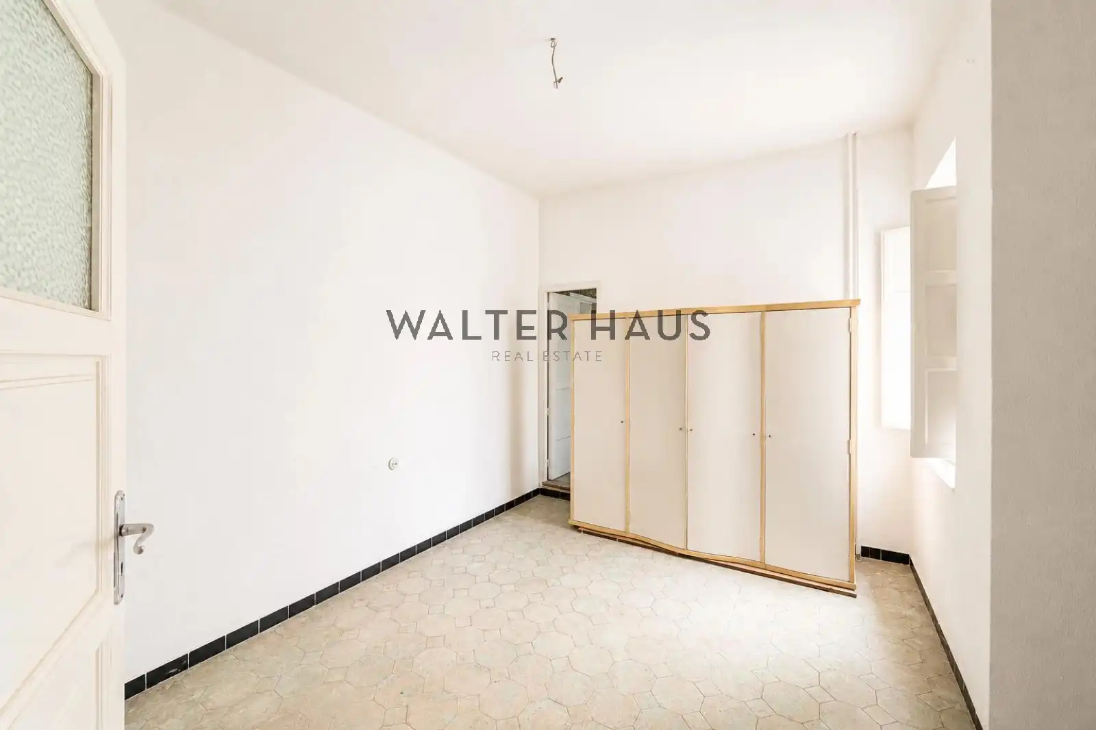Flat for sale in Madrid  with Storage room
