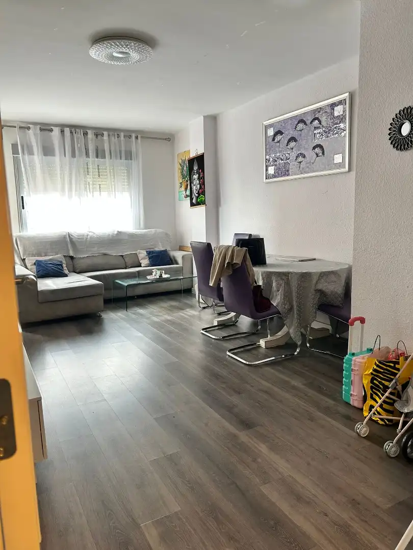 Sala de estar de Piso en venta en Castellón de la Plana / Castelló de la Plana con Amueblado, Horno y Lavadora