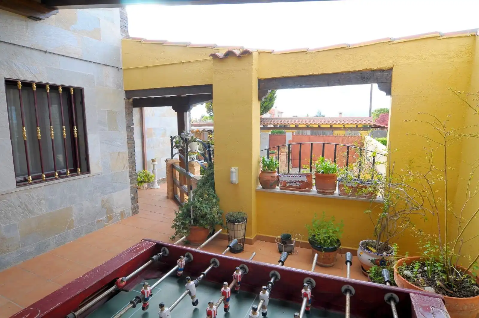 Terrassa de Casa o xalet en venda en Valdepeñas amb Terrassa, Piscina i Moblat