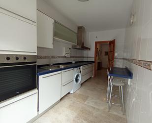 Kitchen of Flat for sale in Fuente Palmera  with Air Conditioner, Heating and Furnished