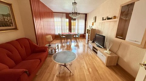 PISO CÉNTRICO 4 DORM.  2 BAÑOS CON GARAJE Y TRASTERO