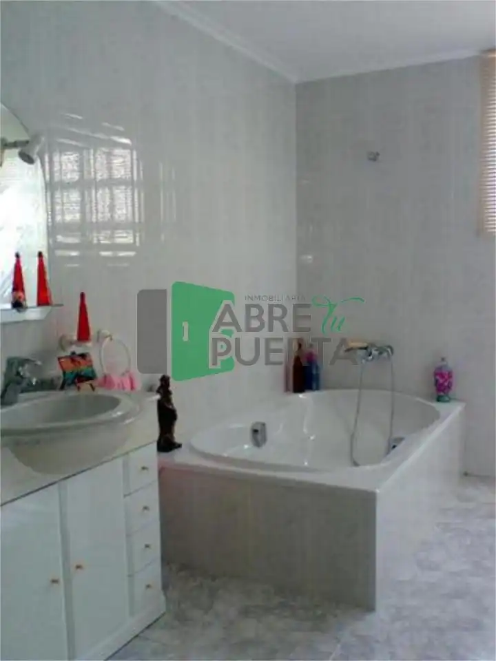 Chalet con jardín en venta en O Carballiño, imagen 8