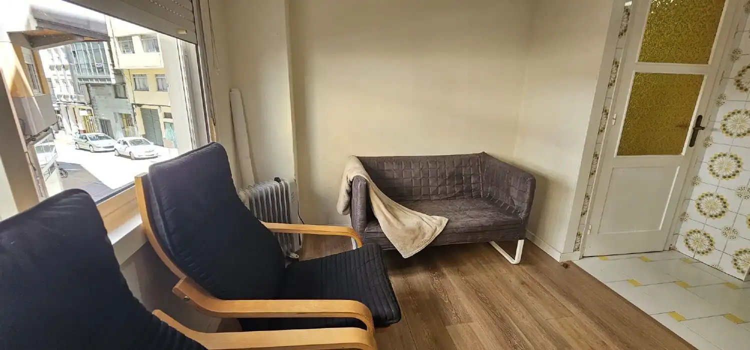 Piso en venta en A Coruña Capital  con Amueblado