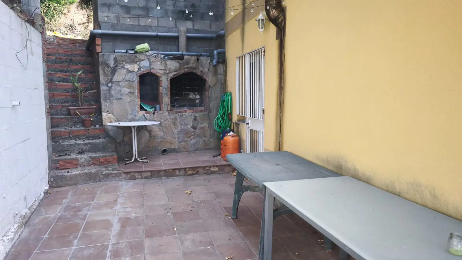 Terrassa de Casa o xalet en venda en Cervelló amb Aire condicionat, Calefacció i Jardí privat