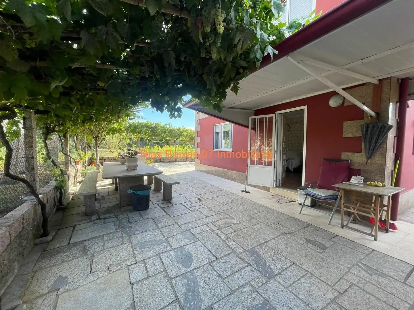 Houses for sale in Mos