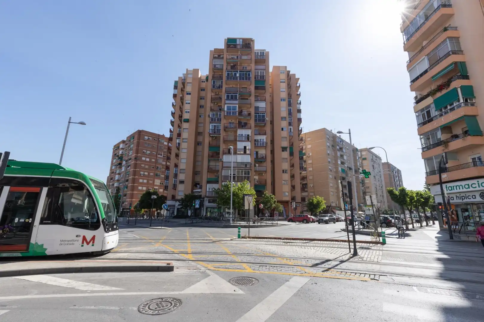 Vista exterior de Piso en venta en Granada con Terraza, Amueblado y Balcón