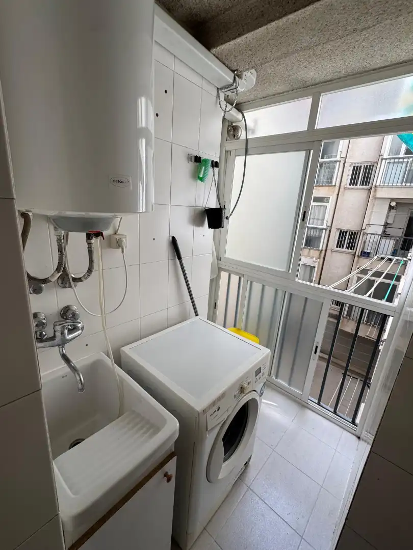 Balcony of Flat for share in Jaén  with Swimming Pool, Furnished and Community pool