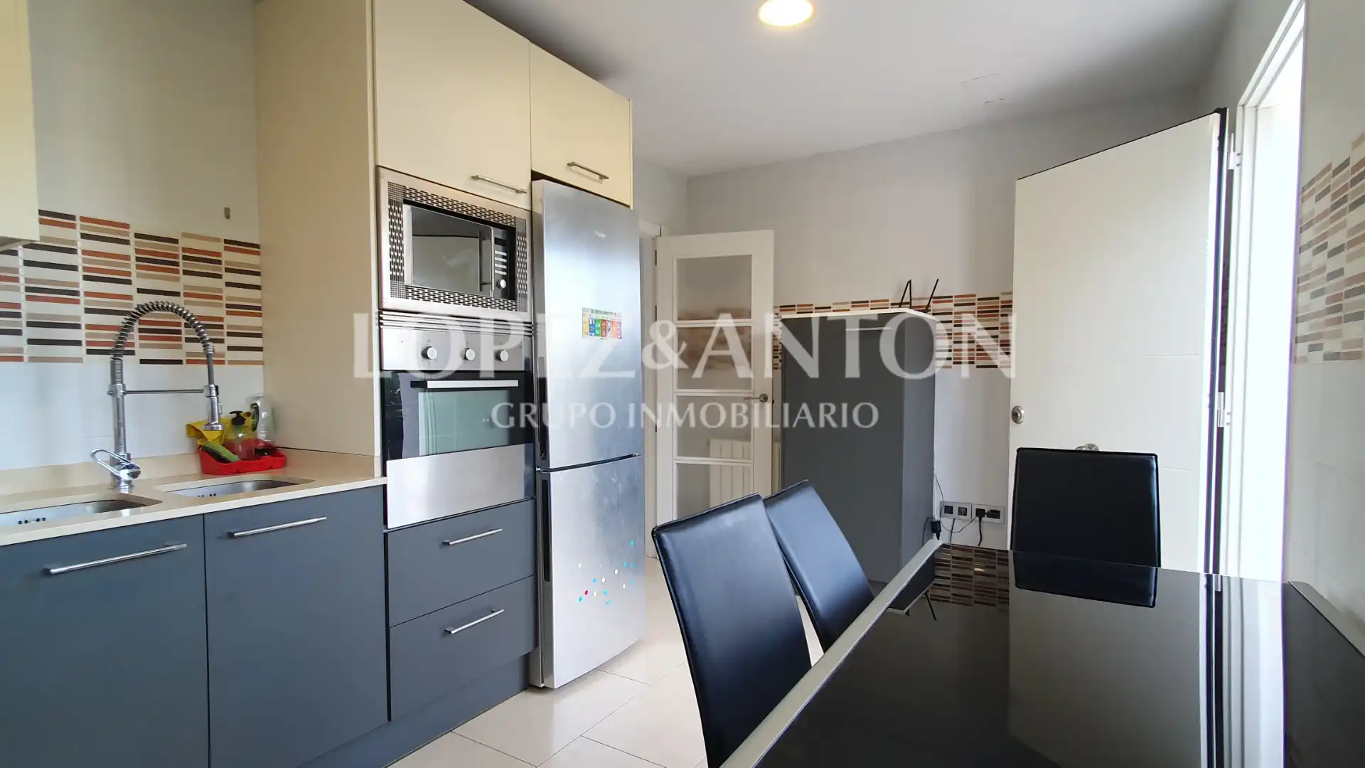 Kitchen of Houses for sale in L'Eliana  with Air Conditioner, Heating and Private garden