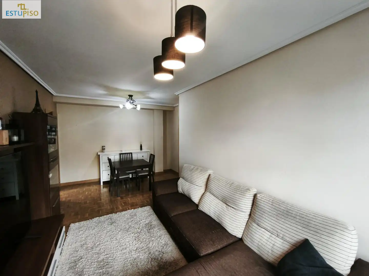 Wohnzimmer von Wohnung zum Verkauf in Vitoria - Gasteiz mit Heizung, Abstellraum und Möbliert