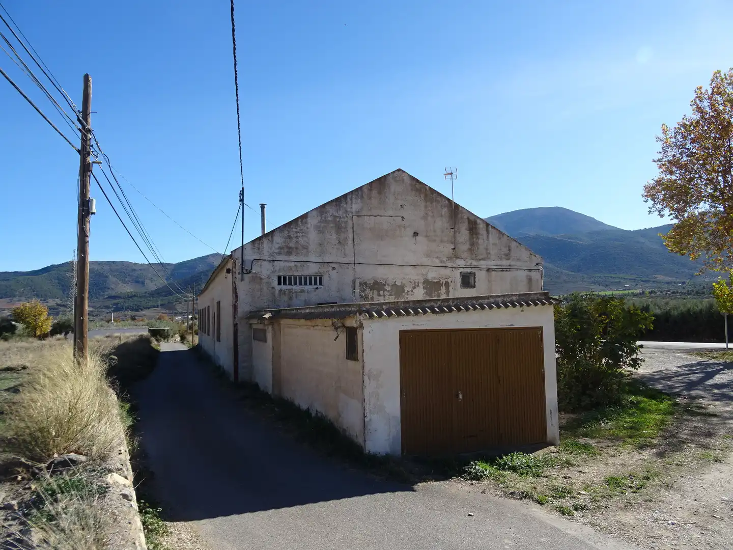Vista exterior de Nave industrial en venta en Laujar de Andarax