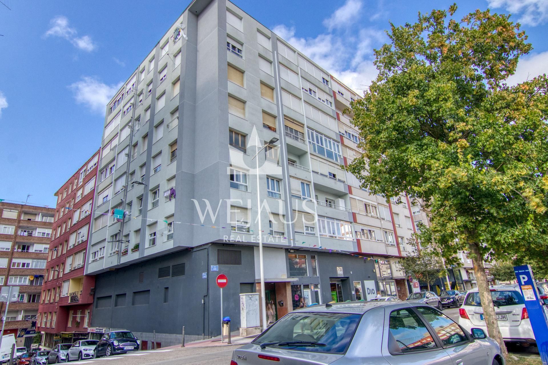 Vista exterior de Piso en venta en Santander