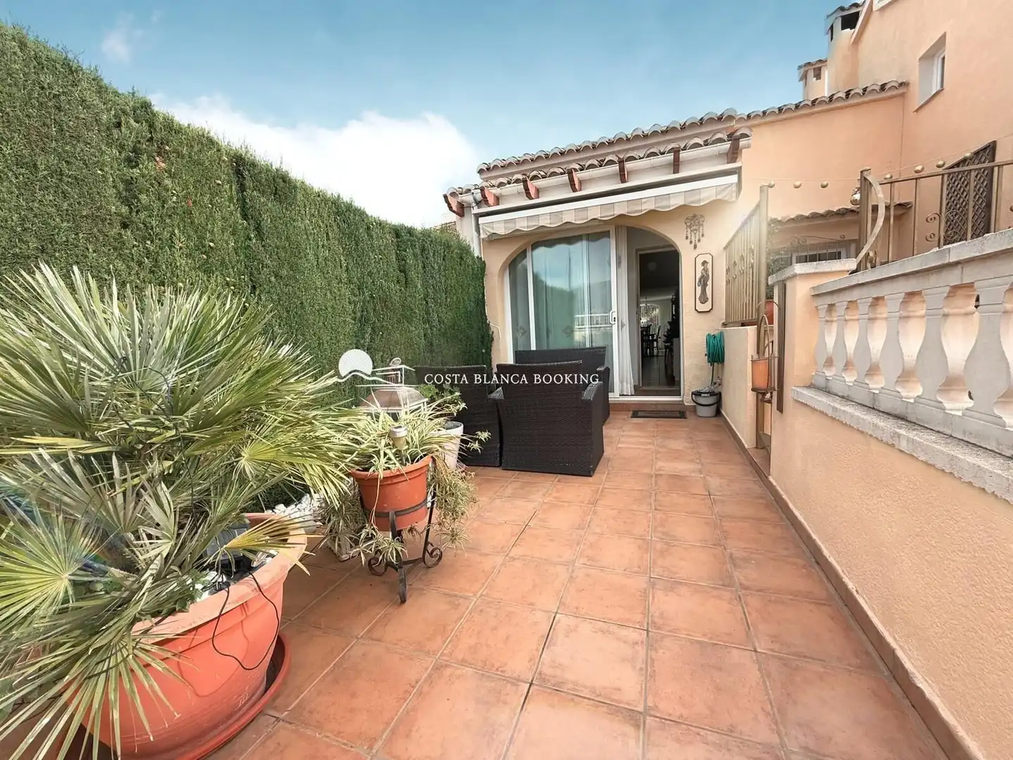 Bungalow con piscina in vendita a Escandinavia - Cautivador